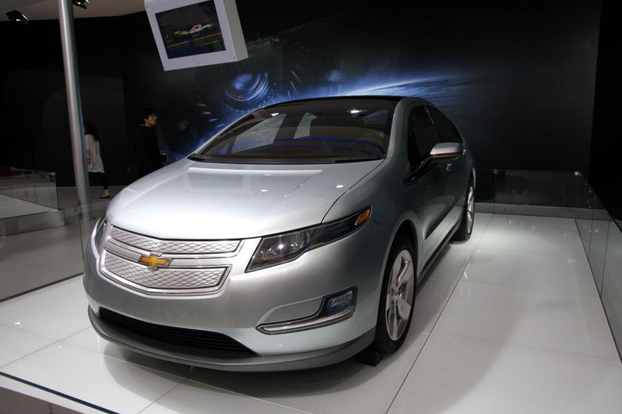 Chevrolet Volt 2011 года  (фото 185 из 356)